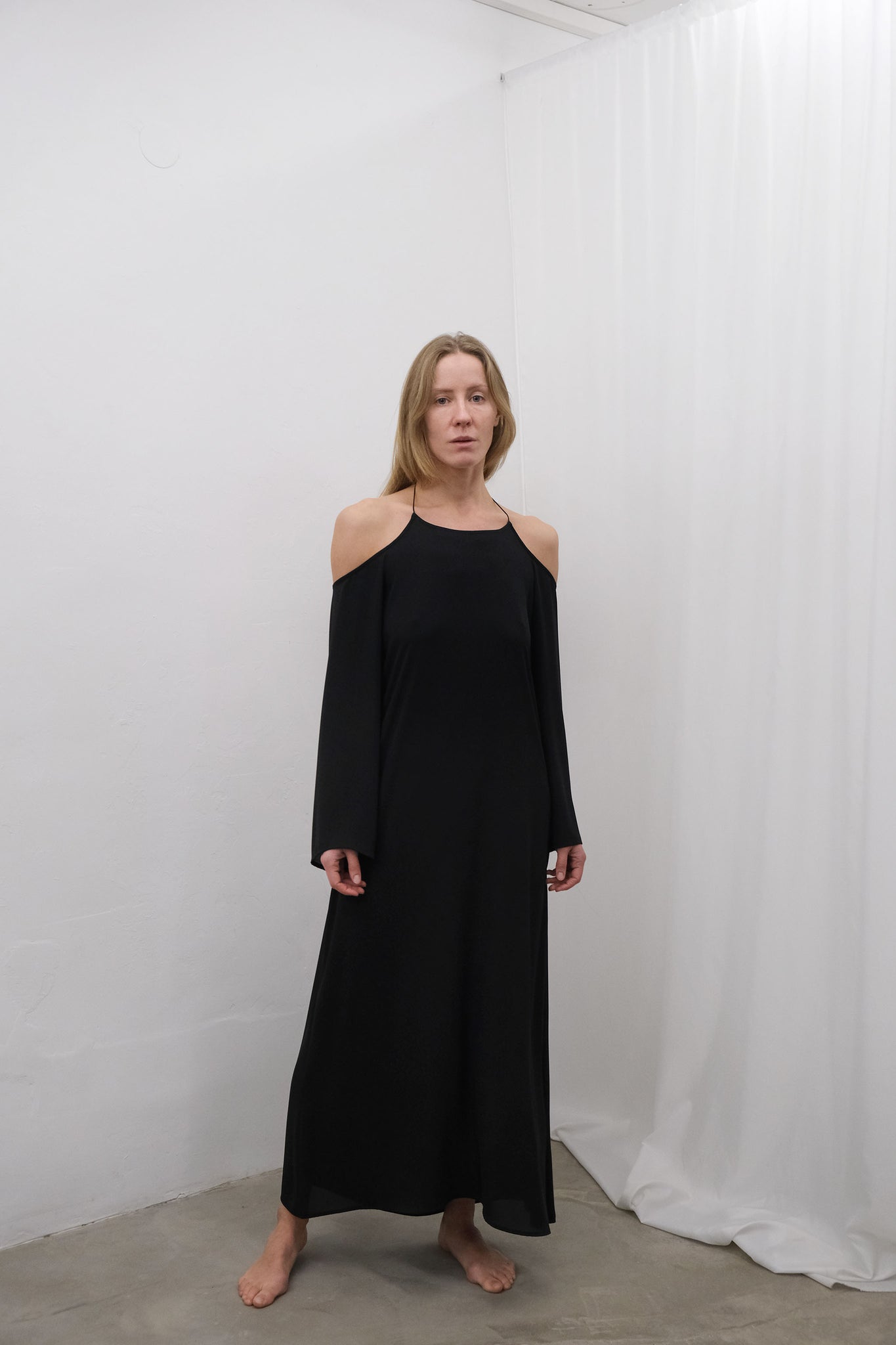 Long sleeve Open-Back & Shoulder Dress