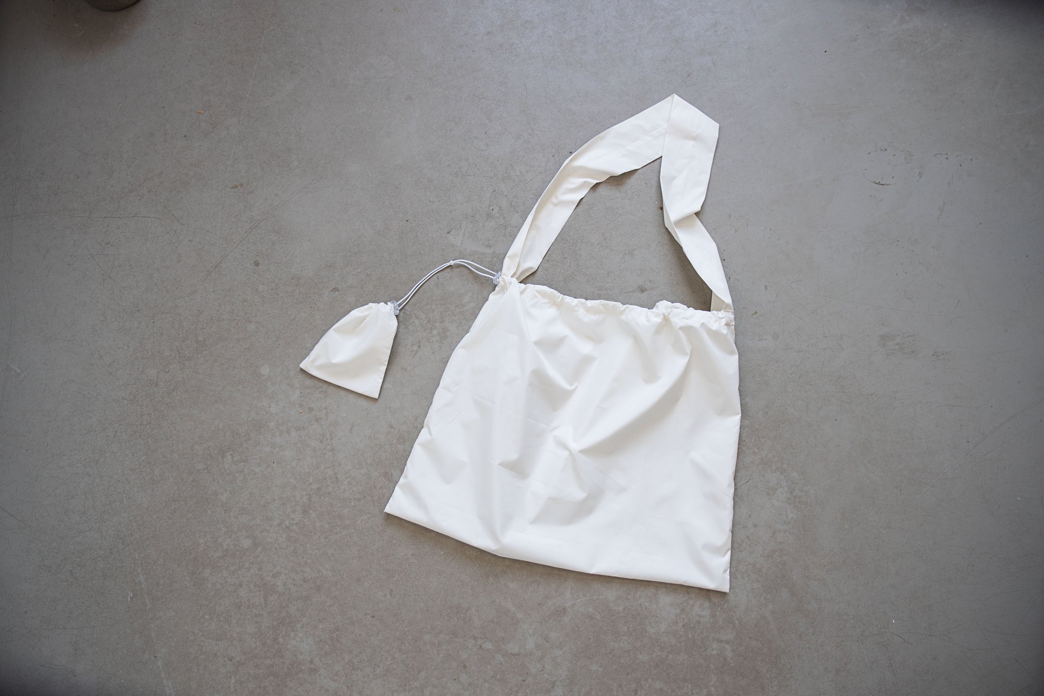 Reusable shopping bag white large